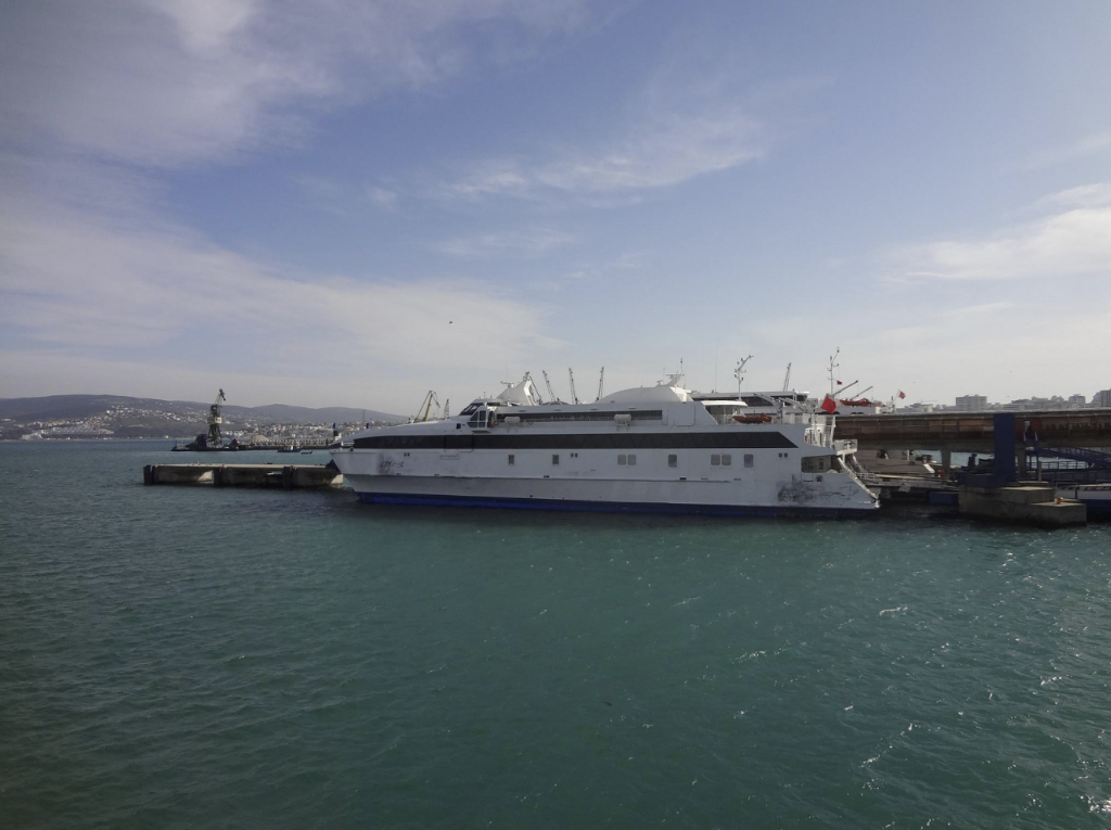 Fronteira Tanger Marrocos Ferry