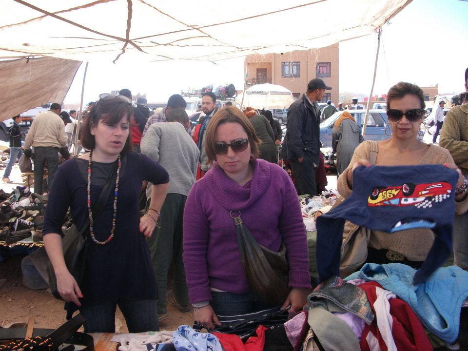 Regatear compras em Marrocos no mercado