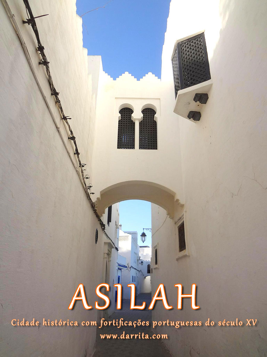 Ruas de Asilah no norte de Marrocos